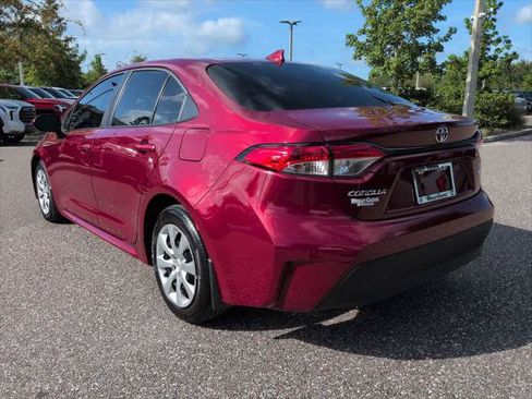 Certified 2025 Toyota Corolla LE FWD image 4