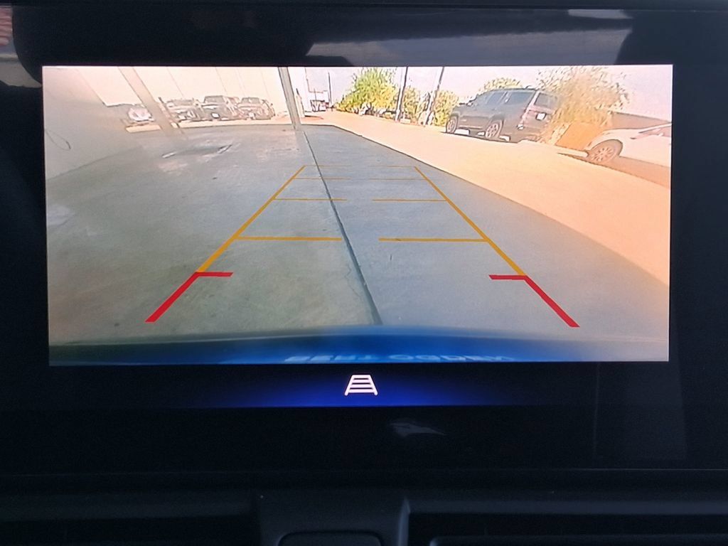 Used 2024 Chevrolet TrailBlazer LS w/ LS Convenience Package FWD image 15