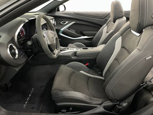 Used 2024 Chevrolet Camaro SS RWD image 7