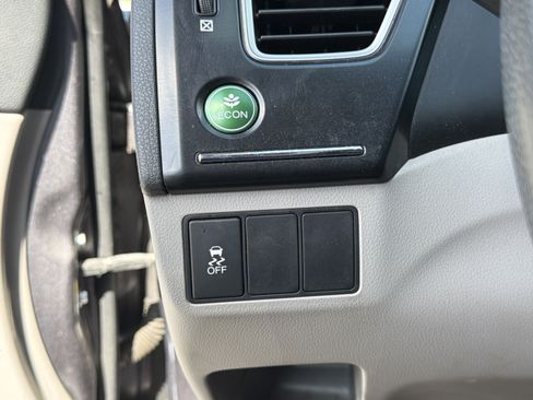 Used 2015 Honda Civic EX-L image 19