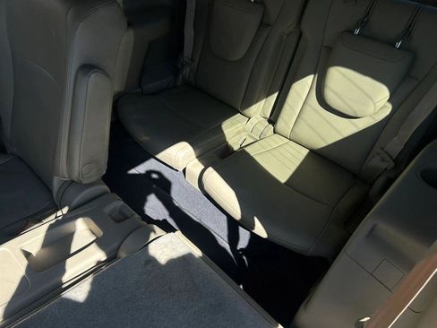 Used 2012 Toyota Highlander SE w/ Tow Pkg AWD/4WD image 23