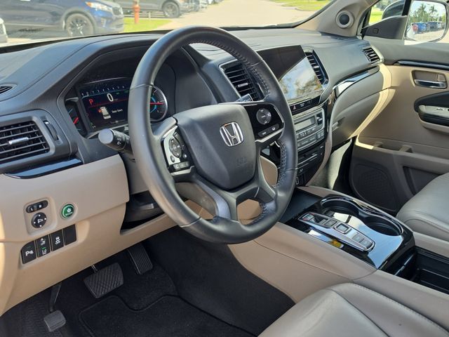 Used 2020 Honda Pilot Touring image 15