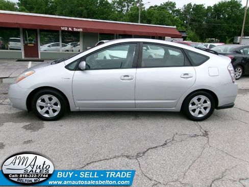 Used 2007 Toyota Prius FWD image 2