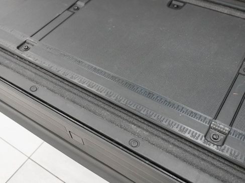 Used 2022 Ford F150 Lariat w/ Equipment Group 502A High image 18