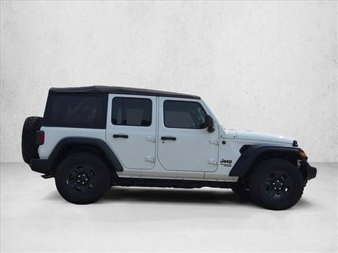 Used 2021 Jeep Wrangler Unlimited Sport AWD/4WD image 4