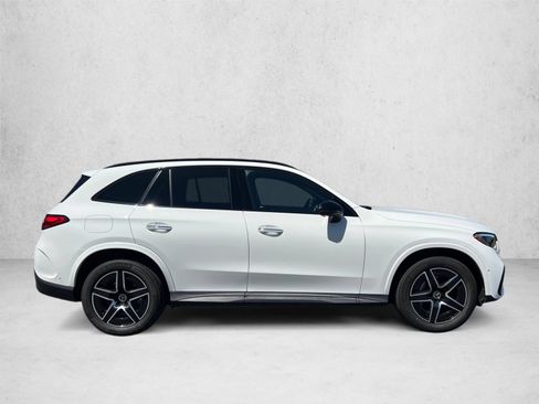 Certified 2026 Mercedes-Benz GLC 300 4MATIC image 4