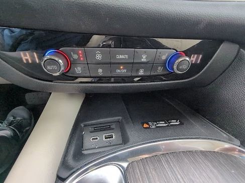 Used 2023 Buick Enclave Avenir w/ Avenir Technology Package FWD image 18