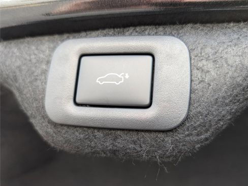 New 2025 Lexus ES 350 Ultra Luxury image 12