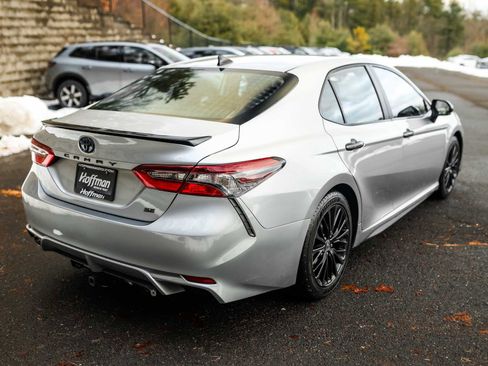 Certified 2022 Toyota Camry SE w/ Convenience Package image 6