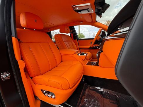 Used 2021 Rolls-Royce Phantom Extended Wheelbase image 29