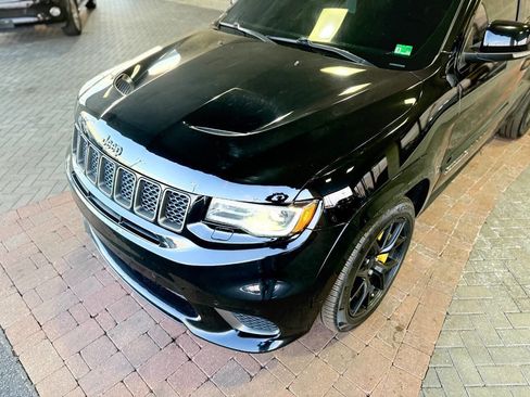 Used 2018 Jeep Grand Cherokee Trackhawk image 22