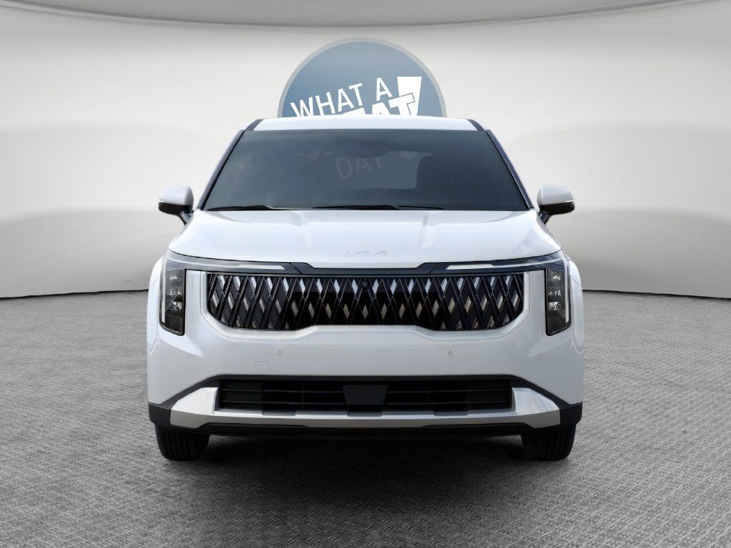 New 2027 Kia Carnival LXS FWD image 2