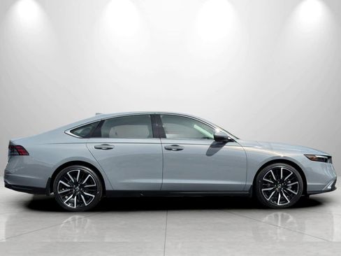 New 2026 Honda Accord Touring image 8