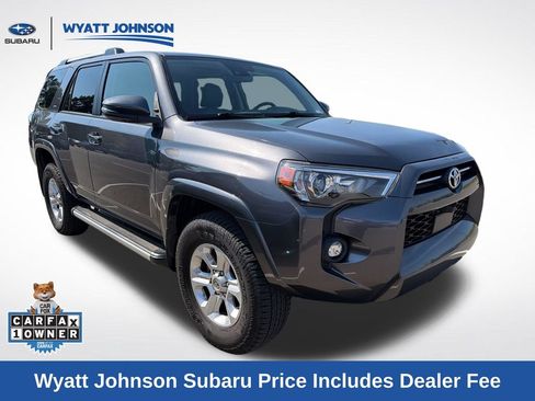 Used 2022 Toyota 4Runner SR5 Premium w/ Moonroof Package AWD/4WD image 8