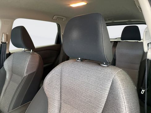 Used 2021 Nissan Rogue SV AWD/4WD image 10