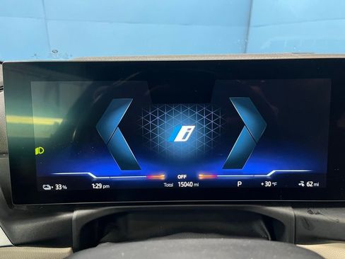 Used 2023 BMW i4 eDrive40 w/ Premium Package image 10