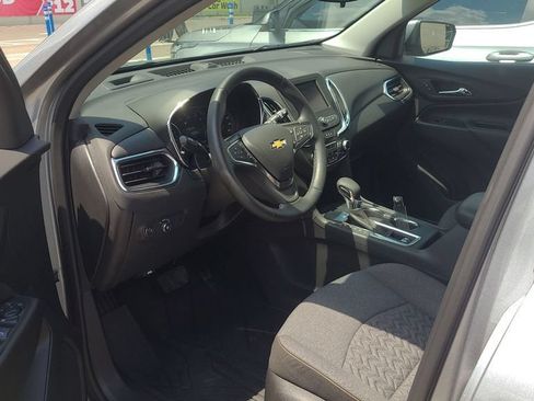 Used 2024 Chevrolet Equinox LT w/ LPO, Floor Liner Package FWD image 8
