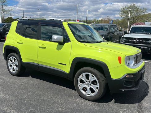 Used 2017 Jeep Renegade Limited AWD/4WD image 2