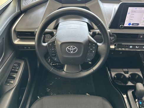 Used 2024 Toyota Prius LE image 15