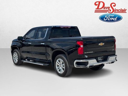 Used 2024 Chevrolet Silverado 1500 LTZ AWD/4WD image 9