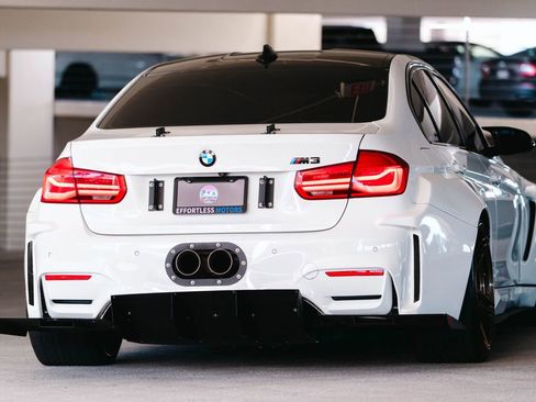 Used 2018 BMW M3 Sedan w/ Competition Package image 16