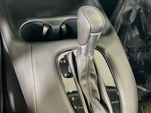Used 2023 Honda HR-V LX image 16