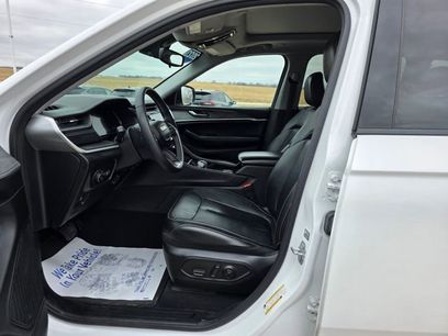 Used 2023 Jeep Grand Cherokee Limited