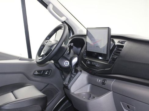 New 2026 Ford Transit 250 148 Medium Roof w/ Load Area Protection Package RWD image 25