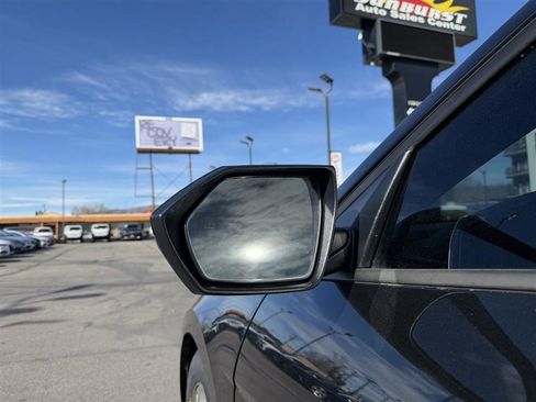 Used 2021 Hyundai Elantra SE image 14