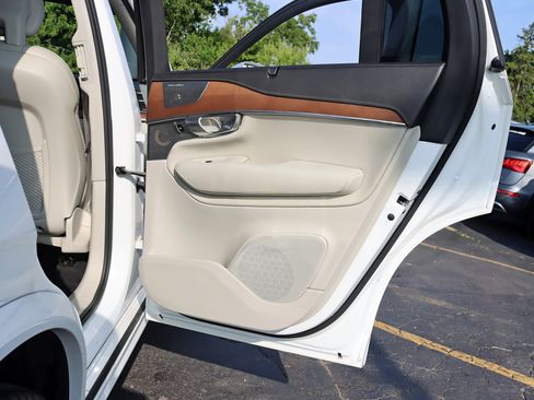 Used 2017 Volvo XC90 T6 Inscription w/ Vision Package AWD/4WD image 39