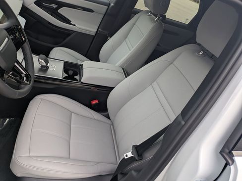 New 2026 Land Rover Range Rover Evoque S AWD/4WD image 19