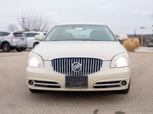 Used 2011 Buick Lucerne CXL image 12