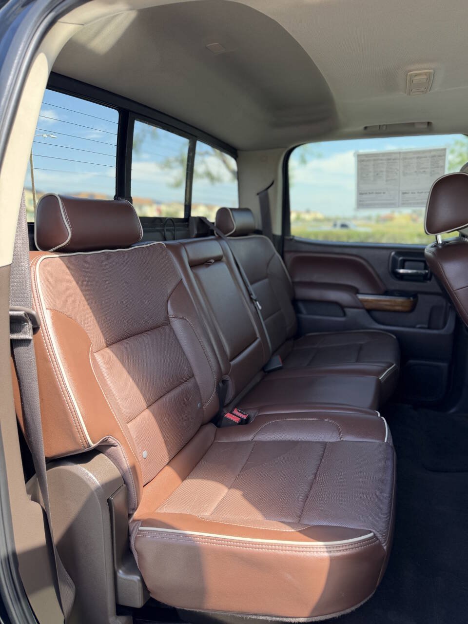 Used 2014 Chevrolet Silverado 1500 High Country w/ High Country Premium Package AWD/4WD image 12