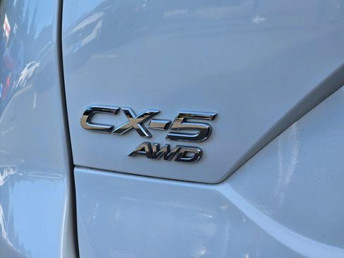 Used 2018 MAZDA CX-5 Touring w/ Preferred Equipment Package AWD/4WD image 9