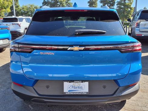 New 2026 Chevrolet Equinox EV LT image 6