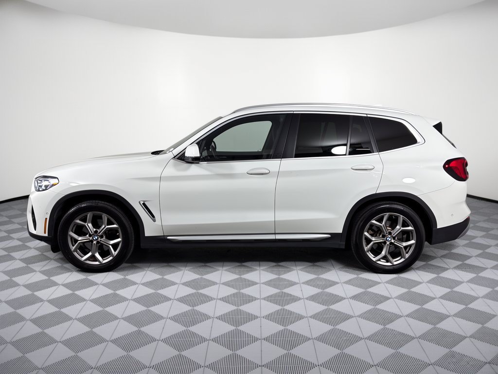 Used 2023 BMW X3 xDrive30i w/ Premium Package w/ZPA AWD/4WD image 2