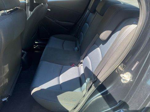 Used 2018 Toyota Yaris iA FWD image 5