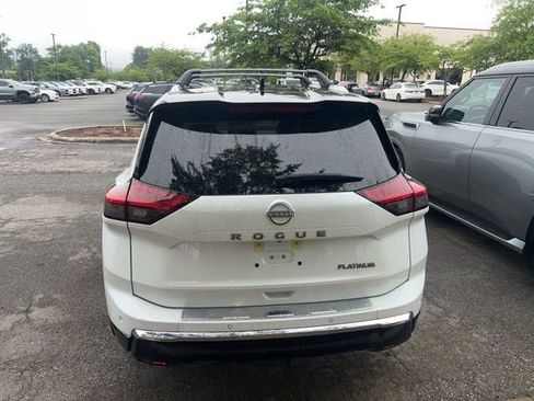 Used 2025 Nissan Rogue Platinum w/ Platinum Premium Package FWD image 6