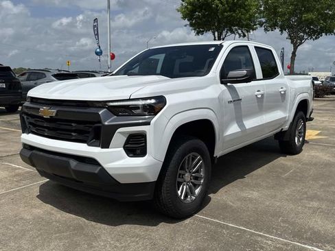 New 2026 Chevrolet Colorado LT w/ LT Convenience Package RWD image 3