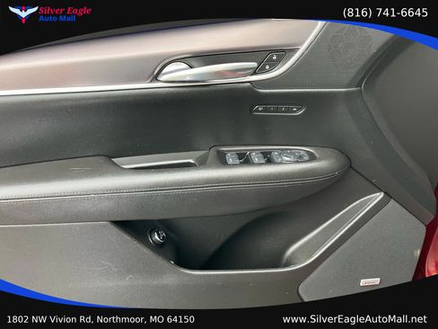 Used 2017 Cadillac XT5 Premium Luxury w/ LPO, Wheel Lock Package AWD/4WD image 11