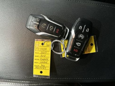 Used 2017 Ford Explorer Limited AWD/4WD image 33