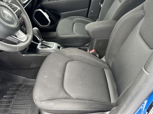 Used 2020 Jeep Renegade Sport image 12