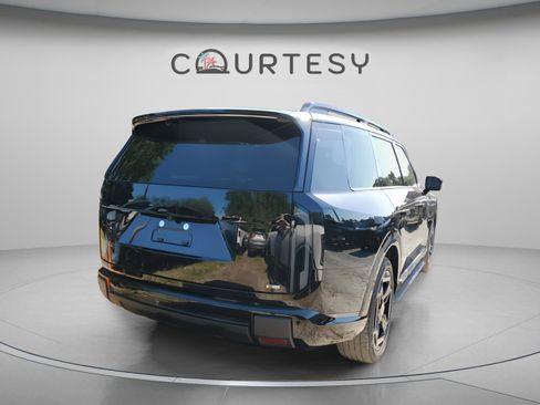 New 2027 Kia Telluride X-Line SX Prestige AWD/4WD image 3