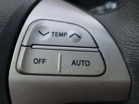 Used 2008 Toyota Camry Hybrid FWD image 25