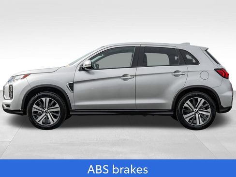 Used 2025 Mitsubishi Outlander Sport AWD image 4