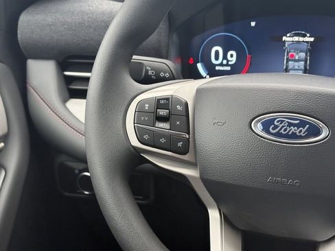 New 2026 Ford Explorer Active image 23