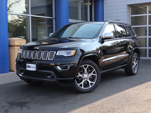 Used 2019 Jeep Grand Cherokee Overland AWD/4WD image 1