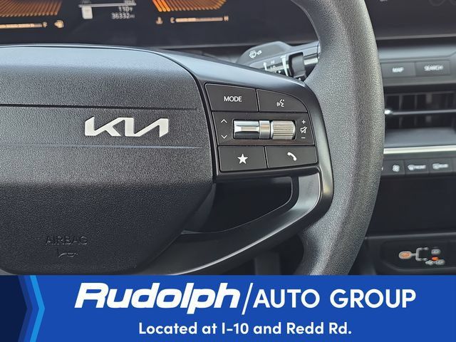 Used 2025 Kia K4 FWD image 16