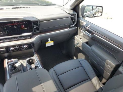 New 2026 GMC Sierra 1500 SLT w/ SLT Premium Plus Package AWD/4WD image 7