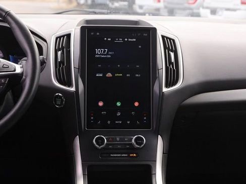 Certified 2024 Ford Edge SEL image 23